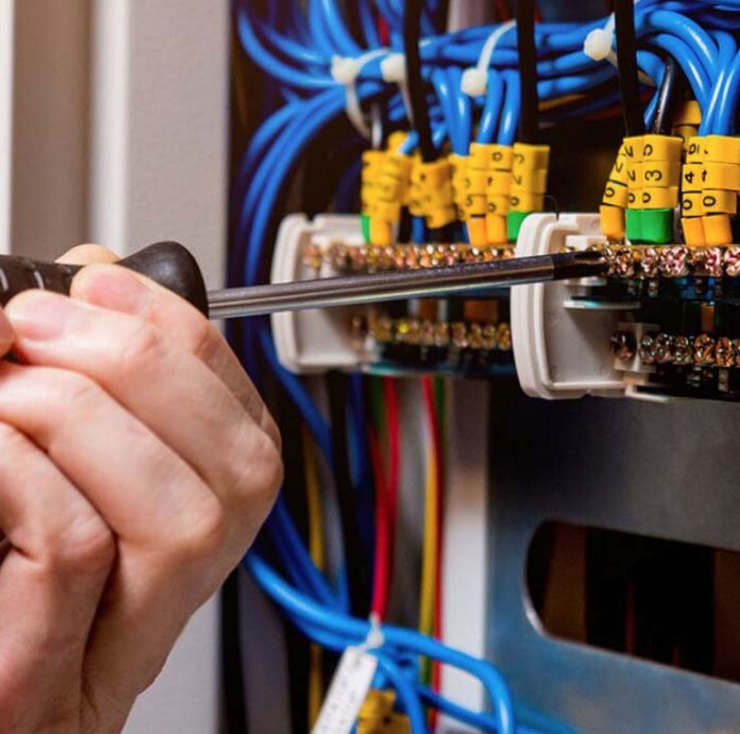 Электромонтаж